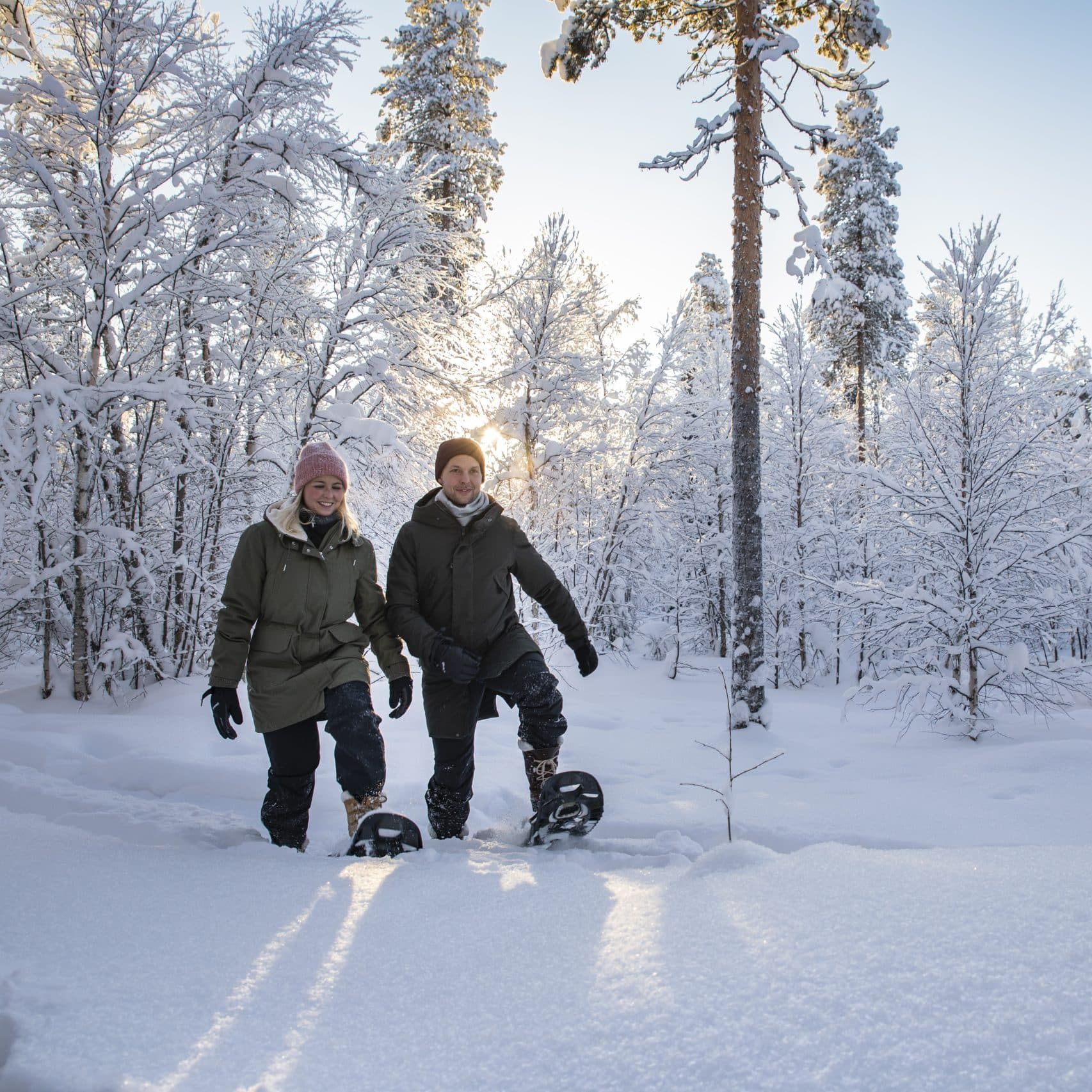 Artic Snow Hotel Finlande balade en raquette