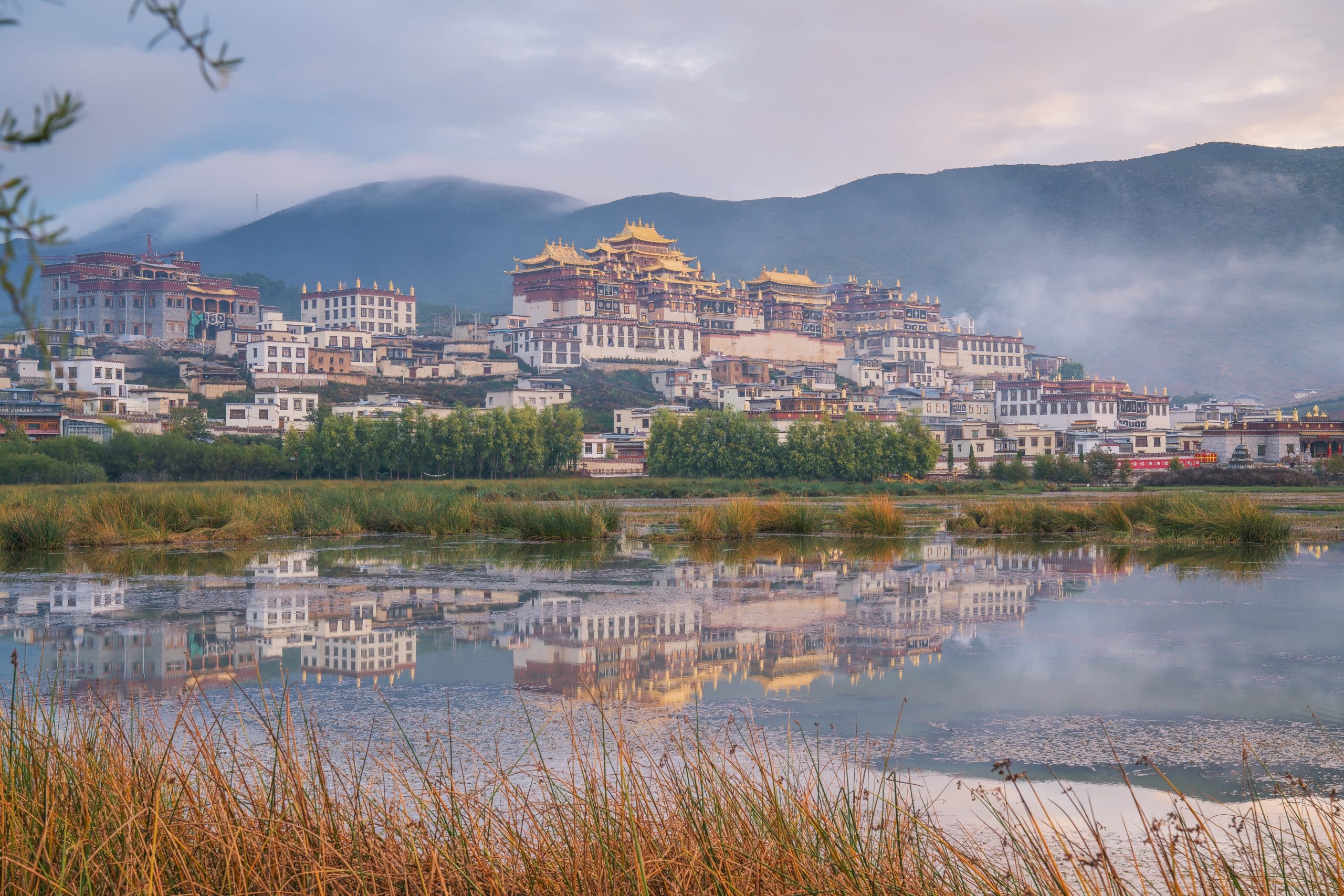 Songzanlin,Temple,Scenery,In,Yunnan,China