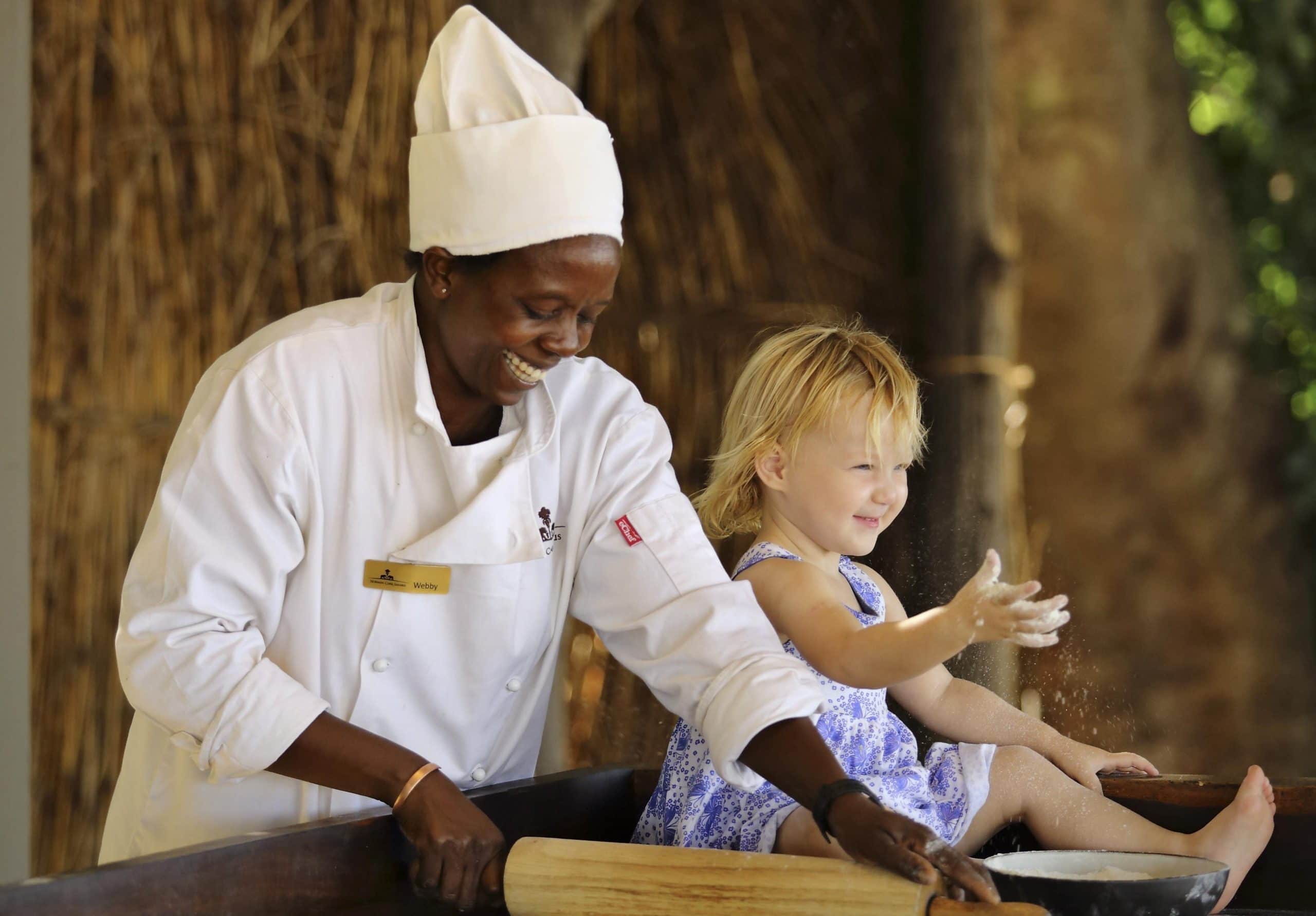 TIME + TIDE CHINZOMBO Zambie cours de cuisine pour enfants