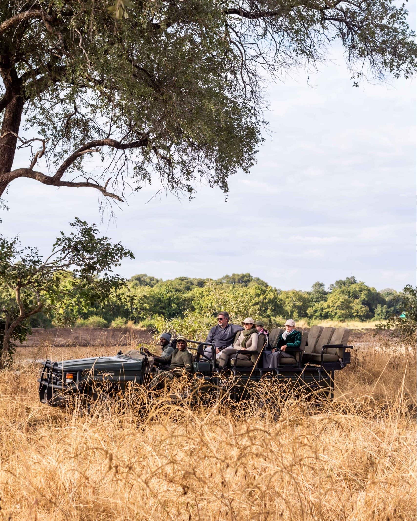 TIME + TIDE CHINZOMBO Zambie game drive safari